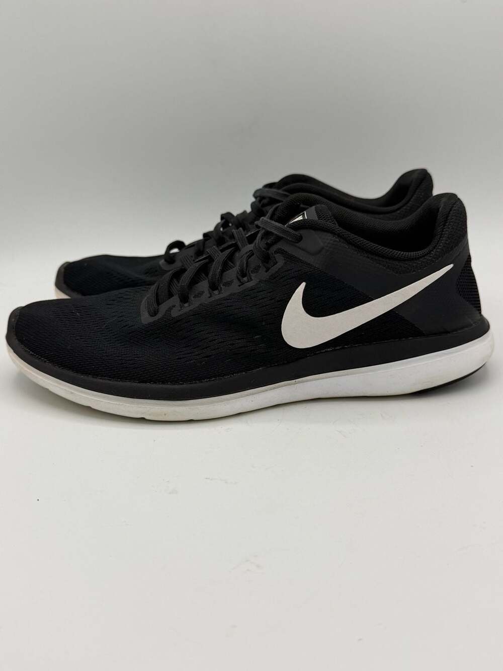 Nike Flex 2016 RN Womens Running Shoes Size 7 Black White 830751-001
